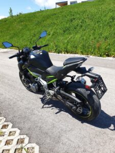 Kawasaki_z900_7